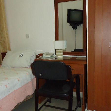 Rainbow Hotel Dar es Salaam Phòng bức ảnh